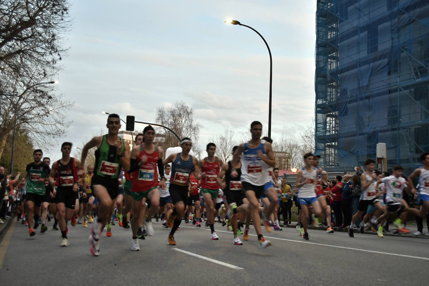 Fotos: Veinte mil asturianos a la carrera para despedir 2022