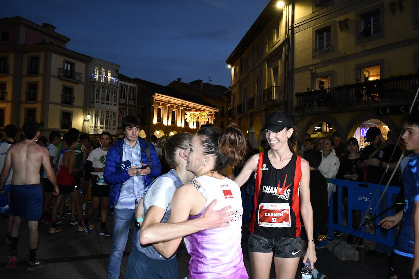 Fotos: Veinte mil asturianos a la carrera para despedir 2022