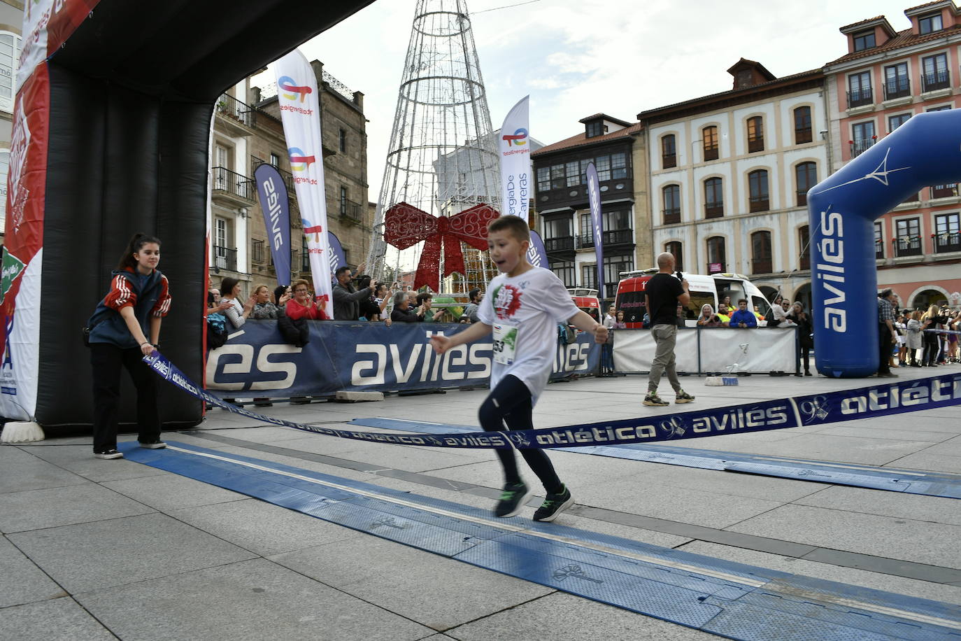 Fotos: Los más pequeños abrieron la competición en Avilés