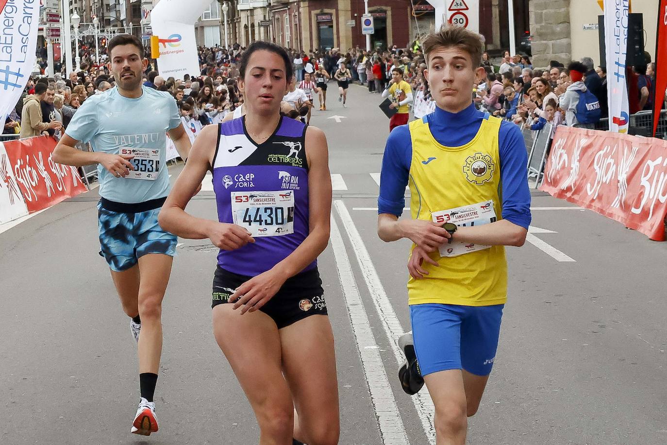 Fotos: Gijón, la más multitudinaria de toda Asturias