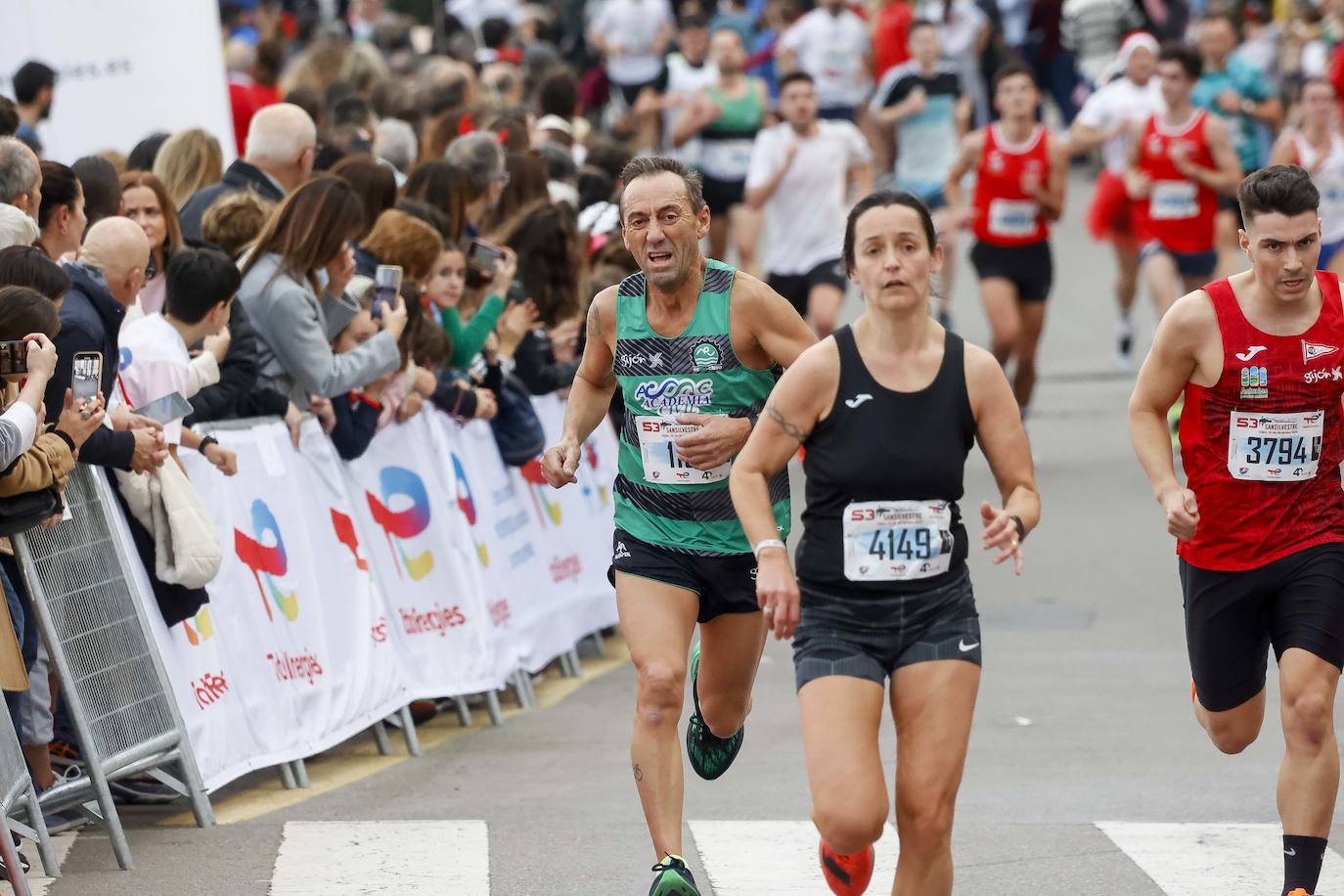 Fotos: Gijón, la más multitudinaria de toda Asturias