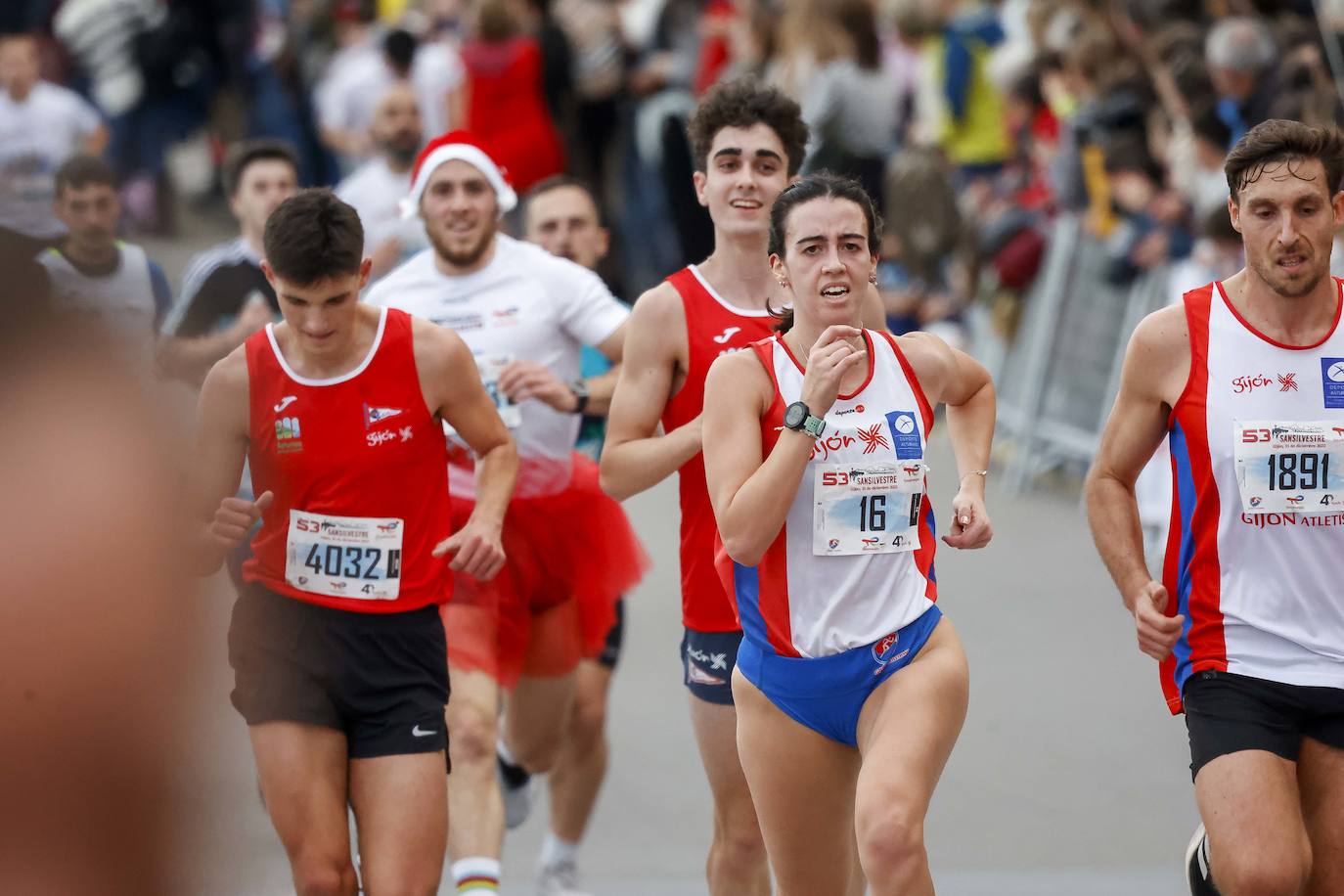 Fotos: Gijón, la más multitudinaria de toda Asturias