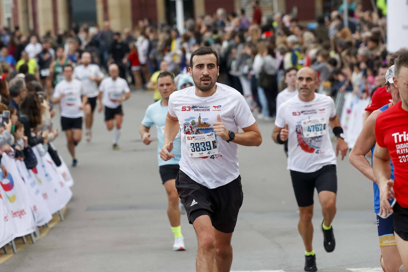 Fotos: Gijón, la más multitudinaria de toda Asturias