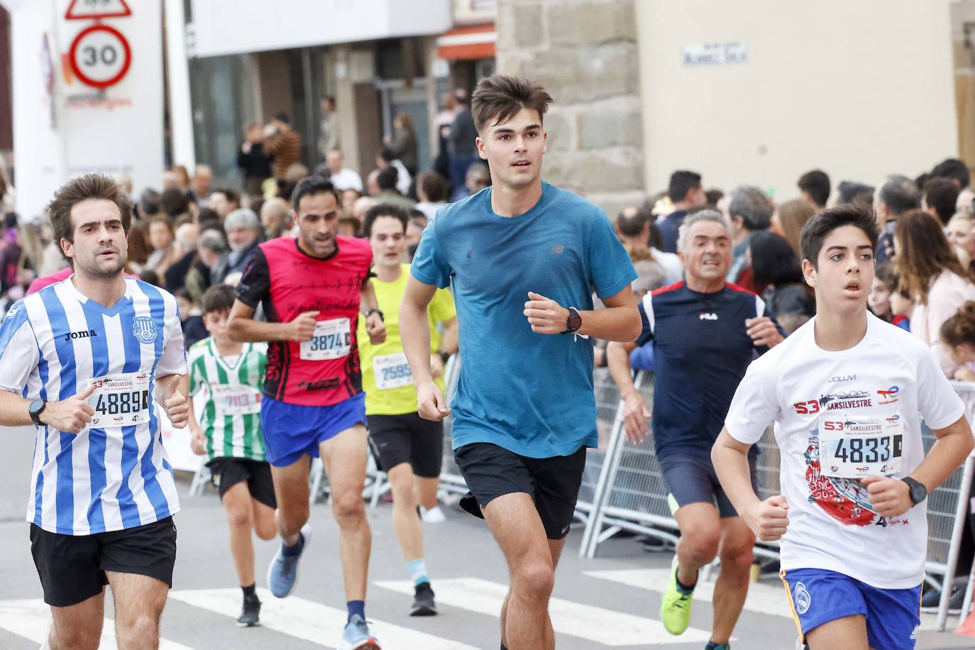 Fotos: Gijón, la más multitudinaria de toda Asturias