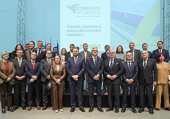 Cumbre del Corredor Atlántico este lunes en Gijón.