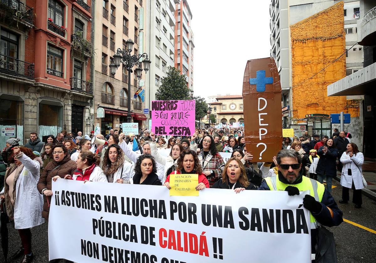 Manifestación de sanitarios asturianos en Oviedo el pasado 26 de febrero.