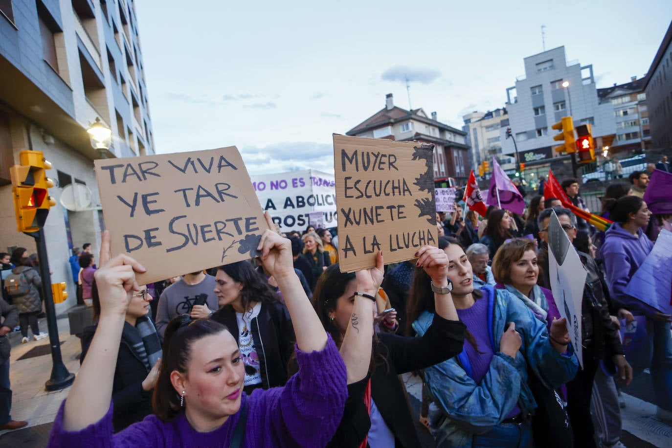 Gijón se echa a la calle por el 8M