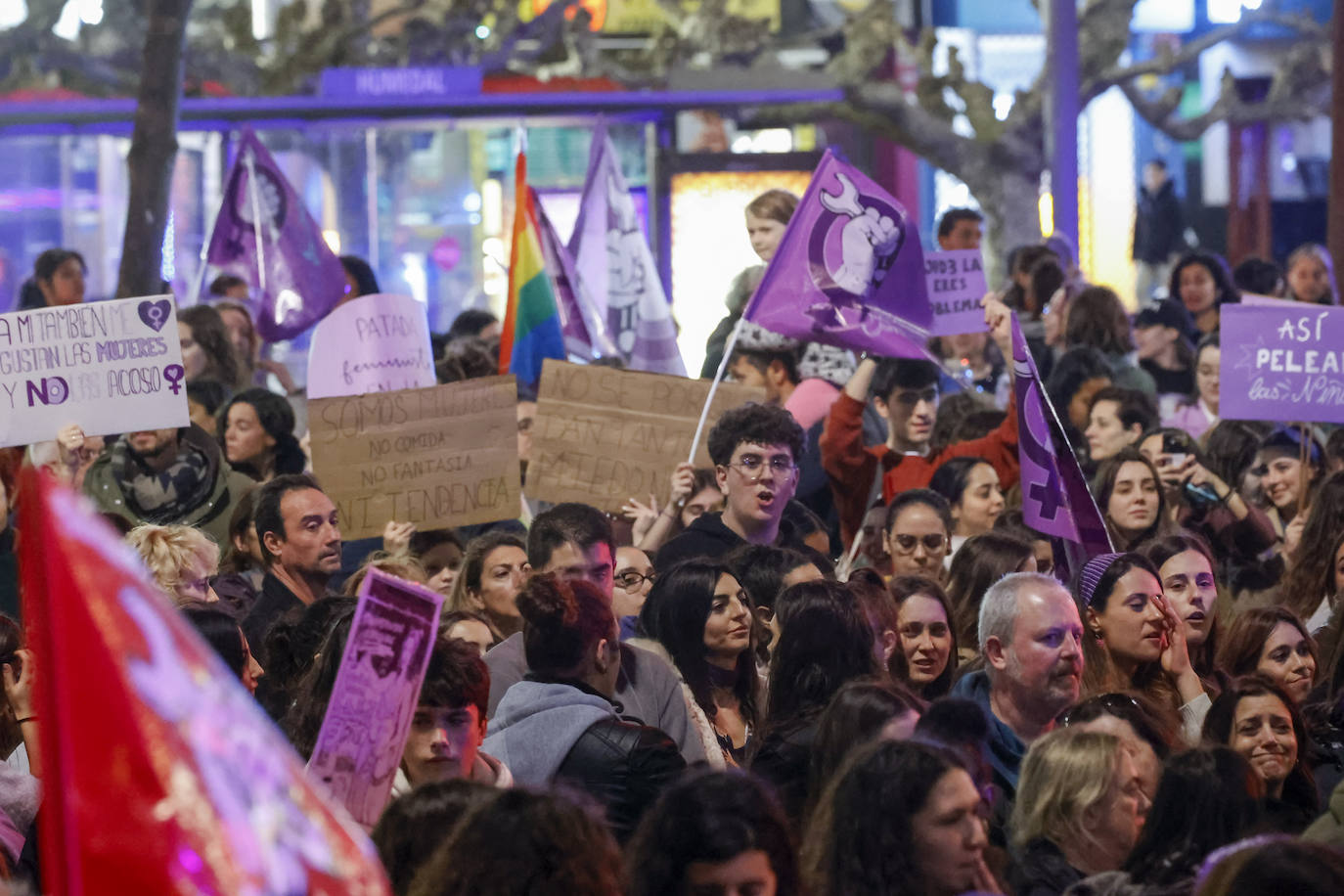 Gijón se echa a la calle por el 8M