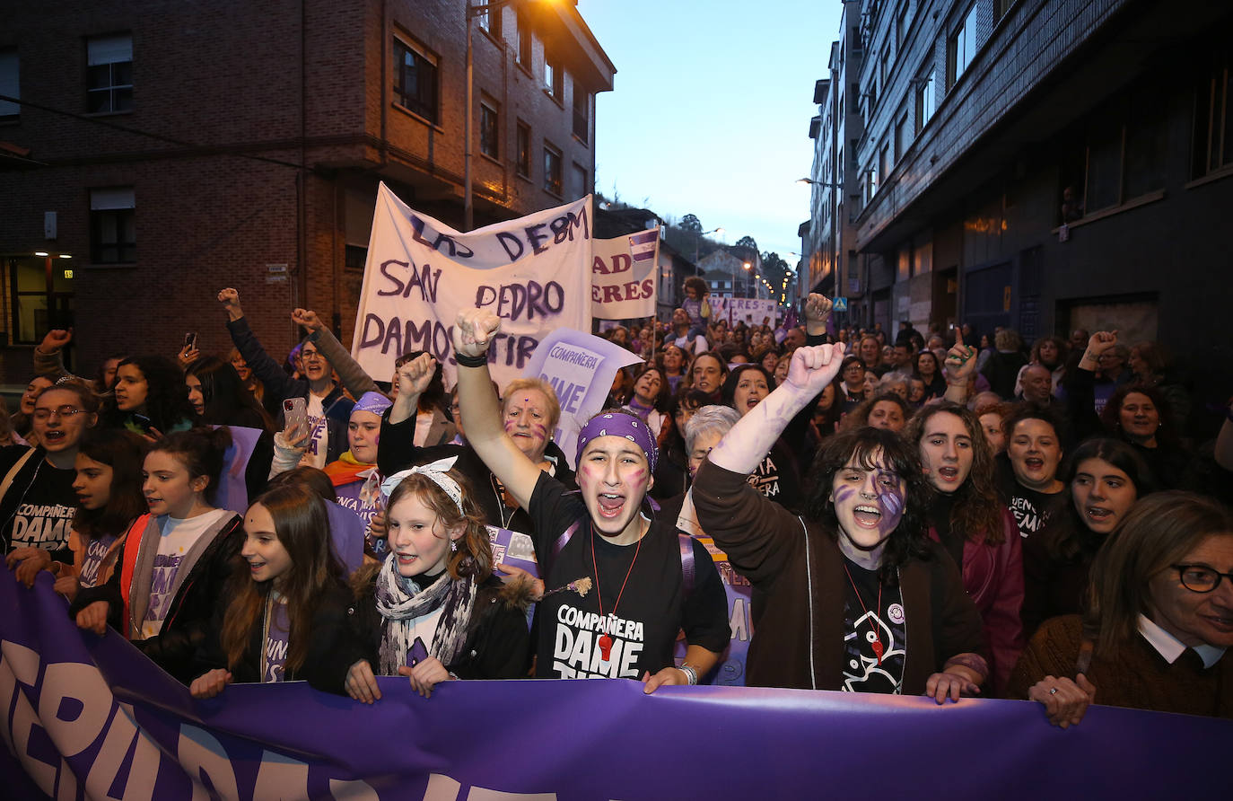 La lucha por la igualdad toma las calles de Mieres