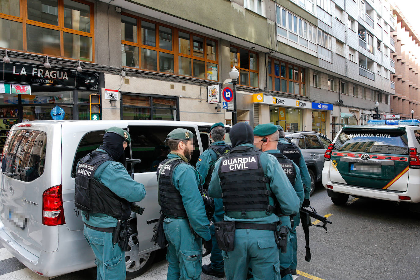 Amplio operativo de la Guardia Civil contra el tráfico ilegal de angulas