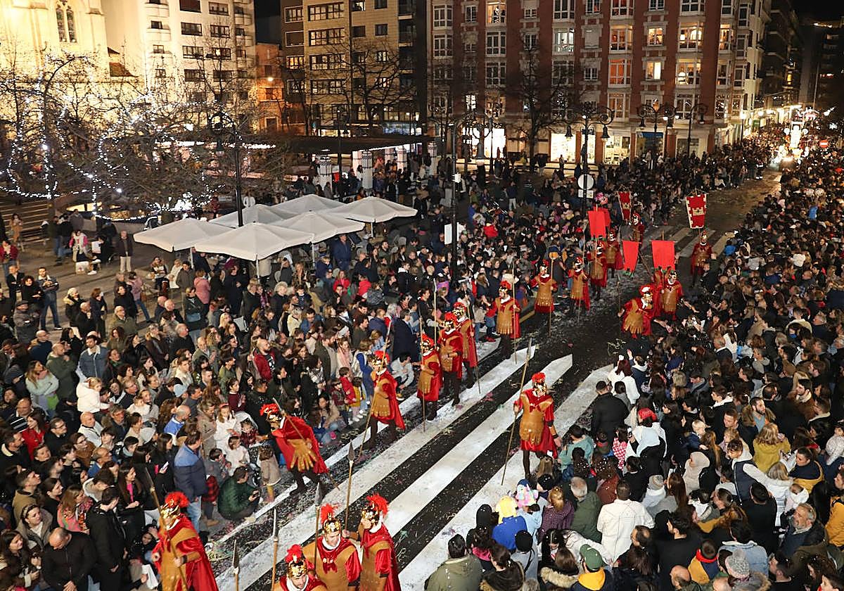 La cabalgata de Reyes, este enero, en Gijón.