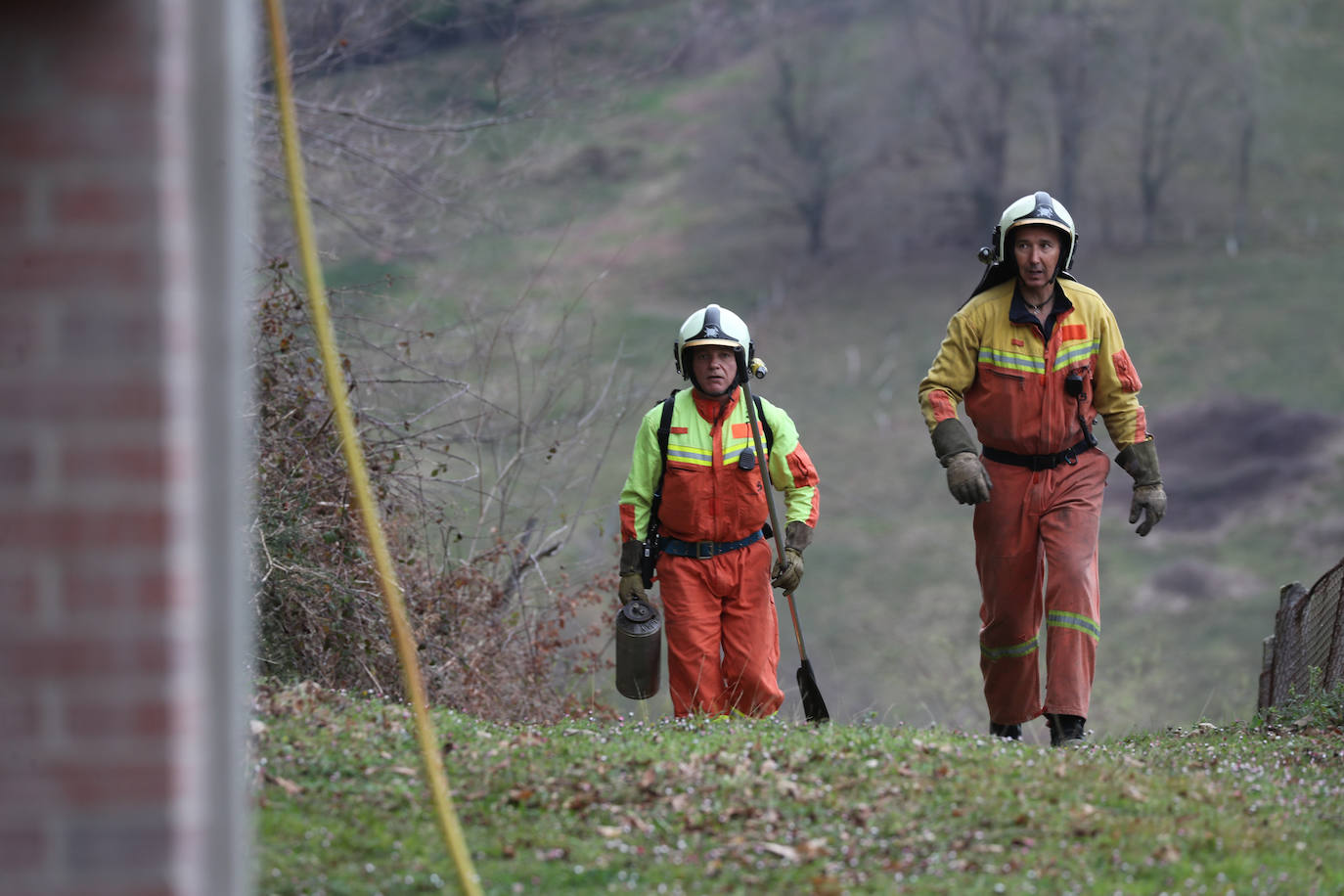 Lucha contra el fuego en Asturias