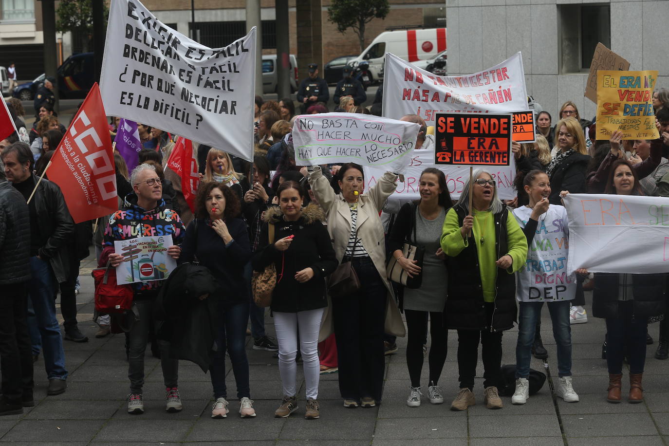 Protesta de la plantilla del ERA en Oviedo