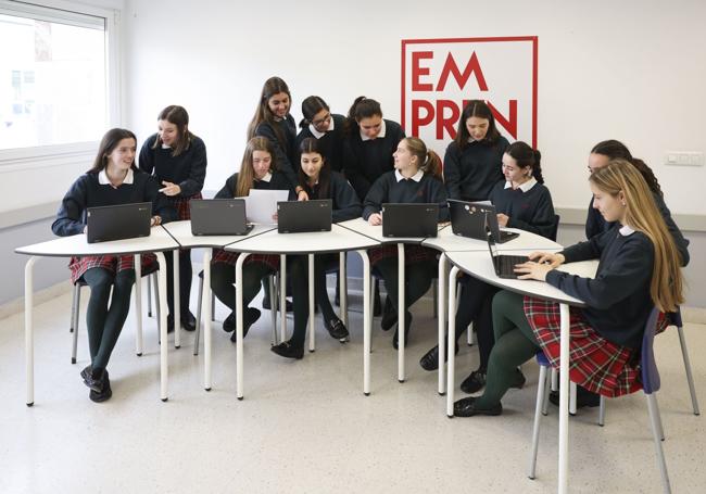 Las alumnas del Colegio de Fomento Peñamayor.