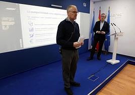 Diego Canga y Pablo González durante la presentación de sus propuestas en materia fiscal esta mañana.