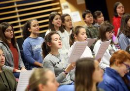 Imagen de archivo de un ensayo del coro infantil Fundación Princesa.