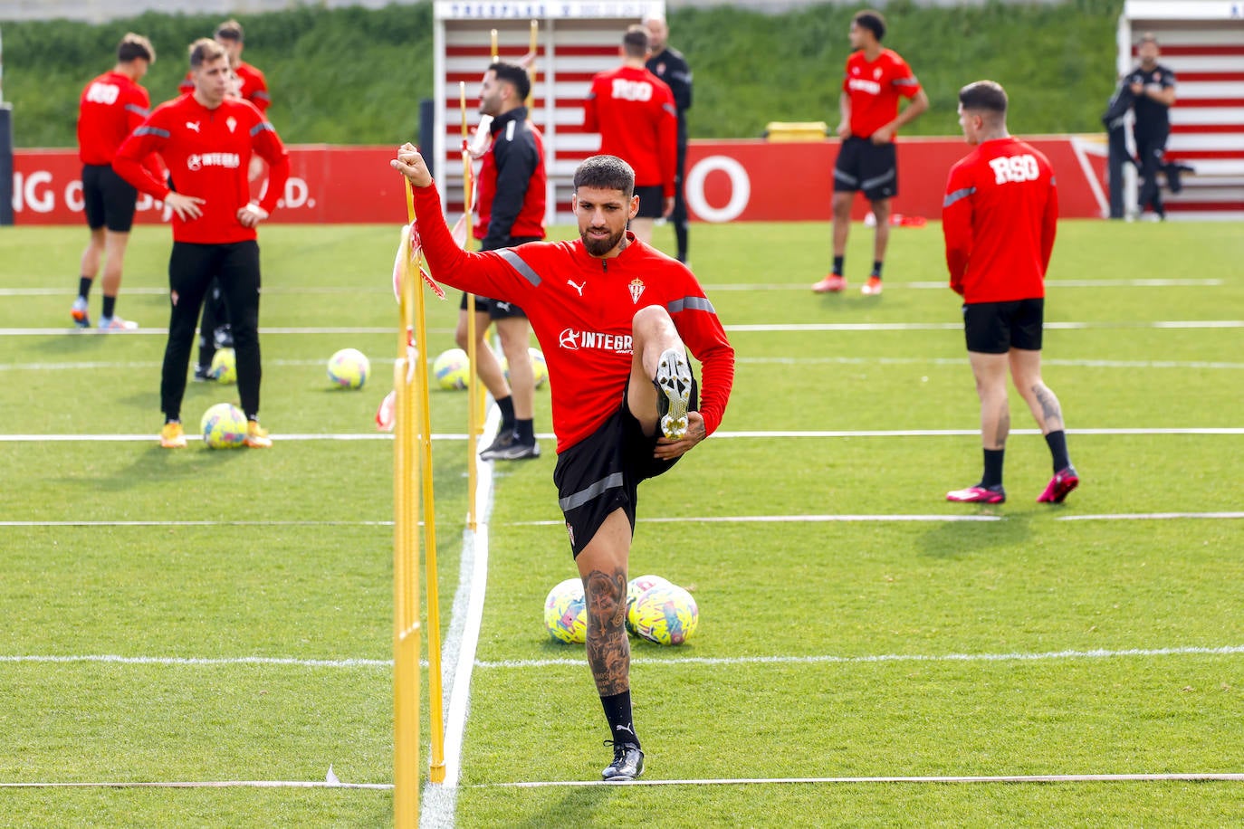 Entrenamiento del Sporting (17/03/2023)