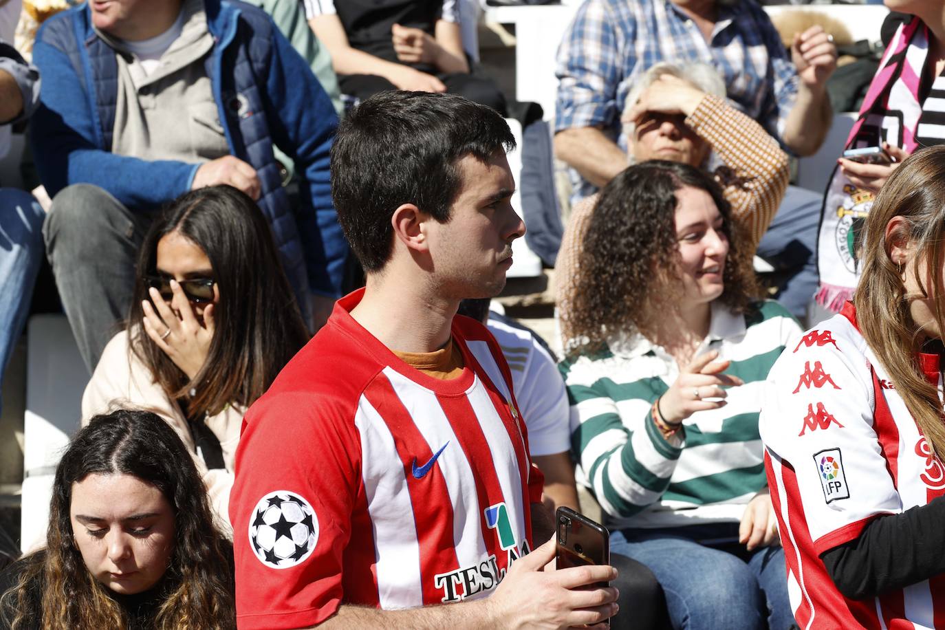 ¿Estuviste en el Burgos - Sporting? ¡Búscate!