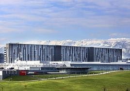 La afectada fue trasladada al HUCA en helicóptero.