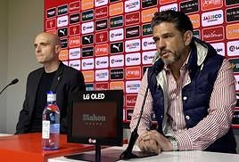 Irarragorri y Guerra, durante la comparecencia.