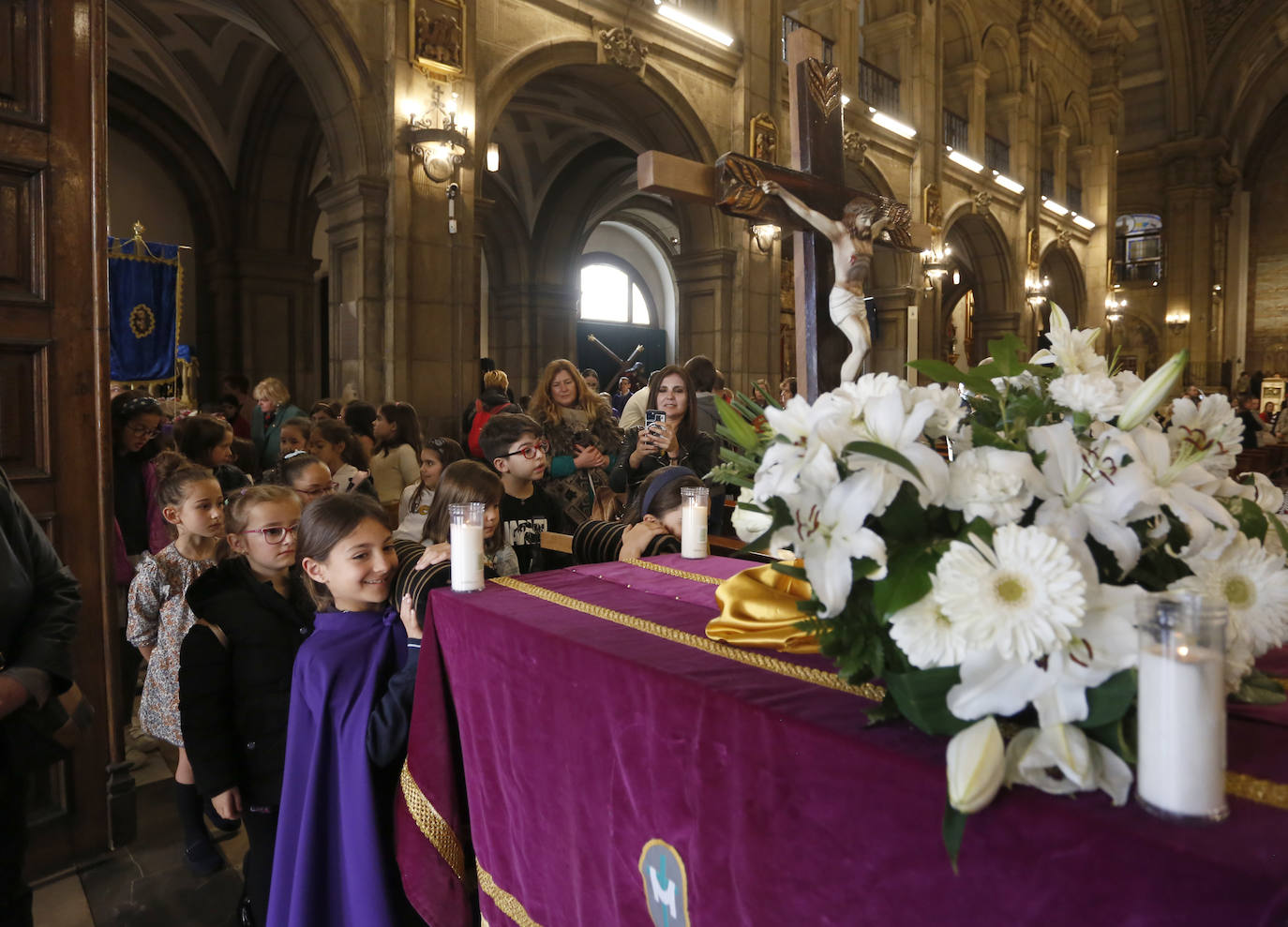 Procesión infantil en la iglesia de San José