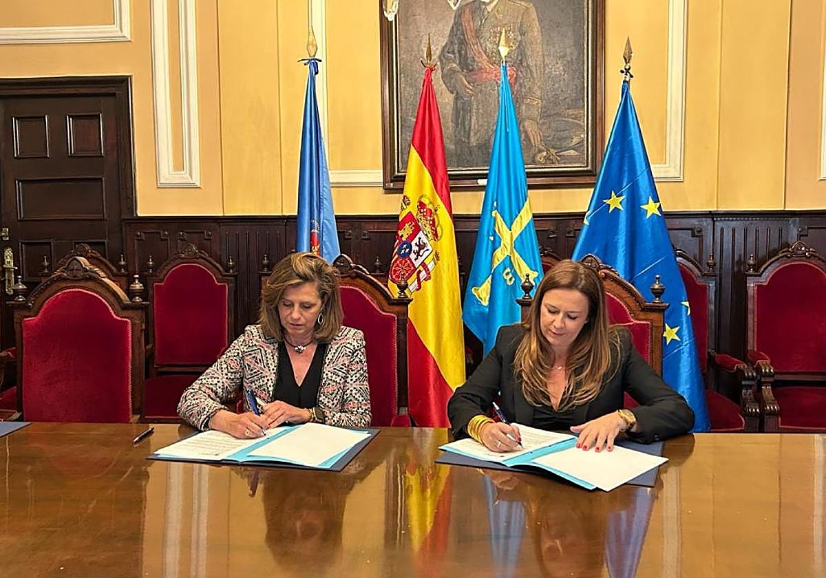 Conchita Méndez y Cristina Álvarez Mendo.