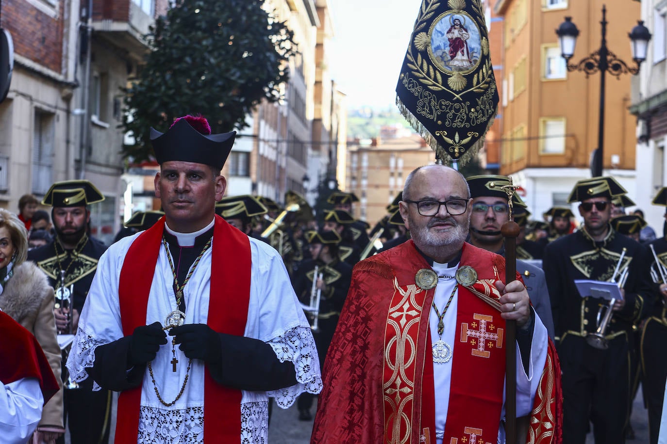 Domingo de Ramos: procesión de la Sagrada Lanzada en Oviedo