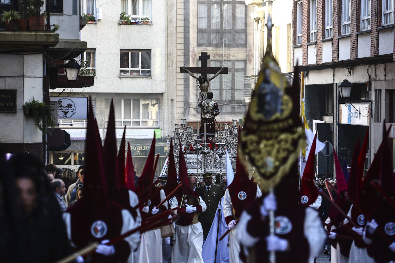 Domingo de Ramos: procesión de la Sagrada Lanzada en Oviedo