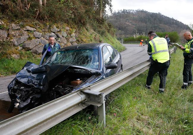 Muere un guardia civil arrollado al proteger a unos ciclistas