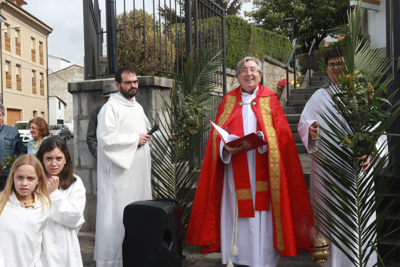 El Domingo de Ramos se celebra con entusiasmo en Pola de Siero