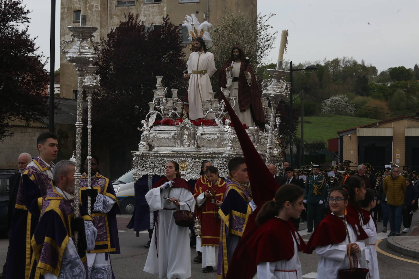 Jesús prendido, un soldado romano y un funcionario judío en el Prendimiento