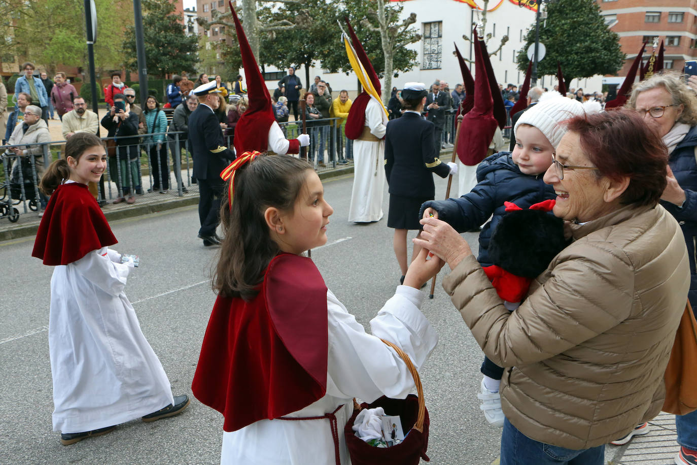 Jesús prendido, un soldado romano y un funcionario judío en el Prendimiento