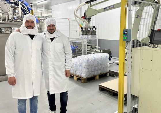 «Queremos doblar la producción y alcanzar los 50.000 kilos de hielo al día»