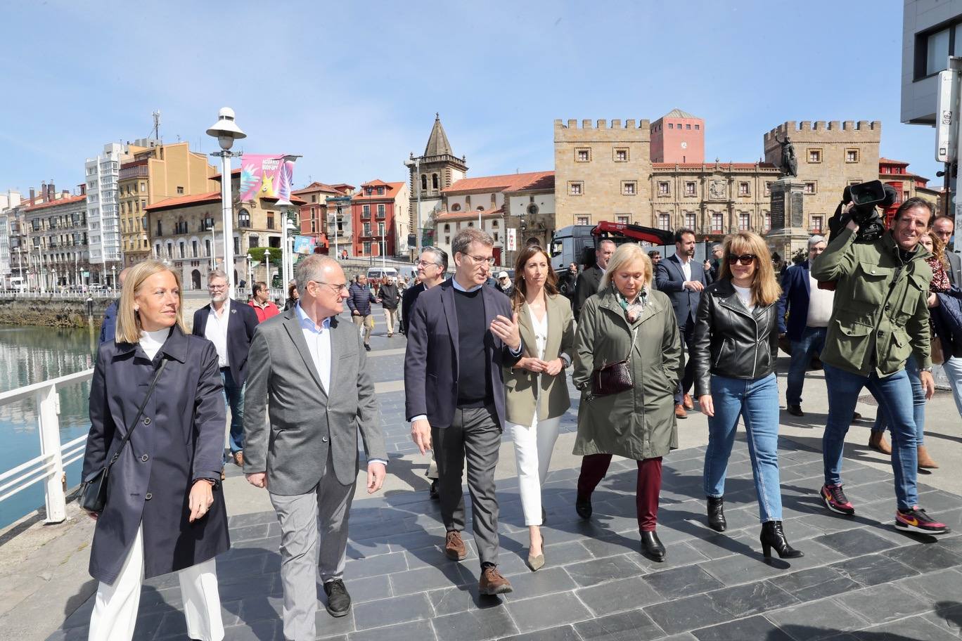 Núñez Feijóo visita Gijón