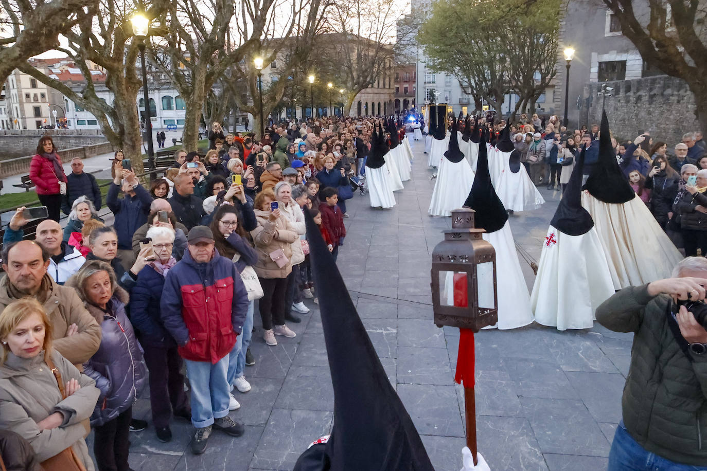 Éxito en Gijón con un Encuentro contra el «laicismo más hostil»