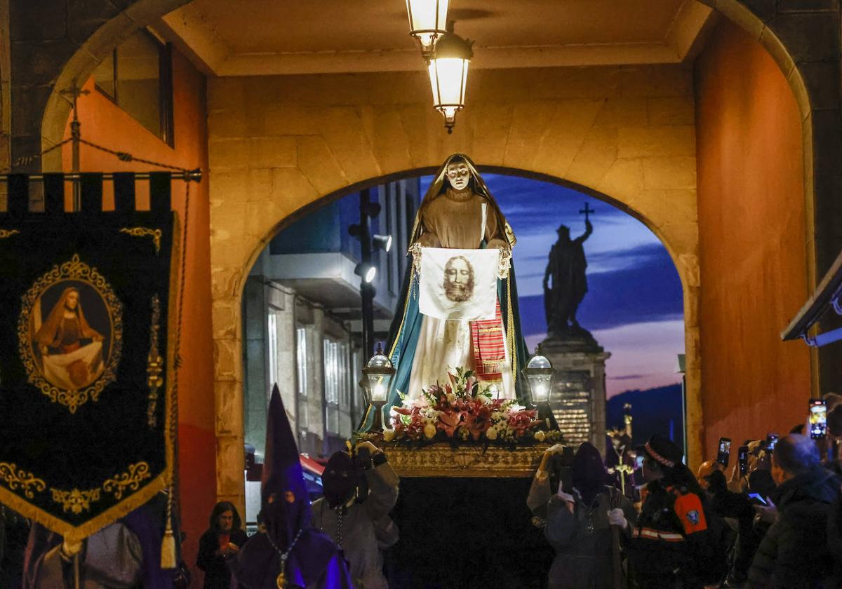 Éxito en Gijón con un Encuentro contra el «laicismo más hostil»