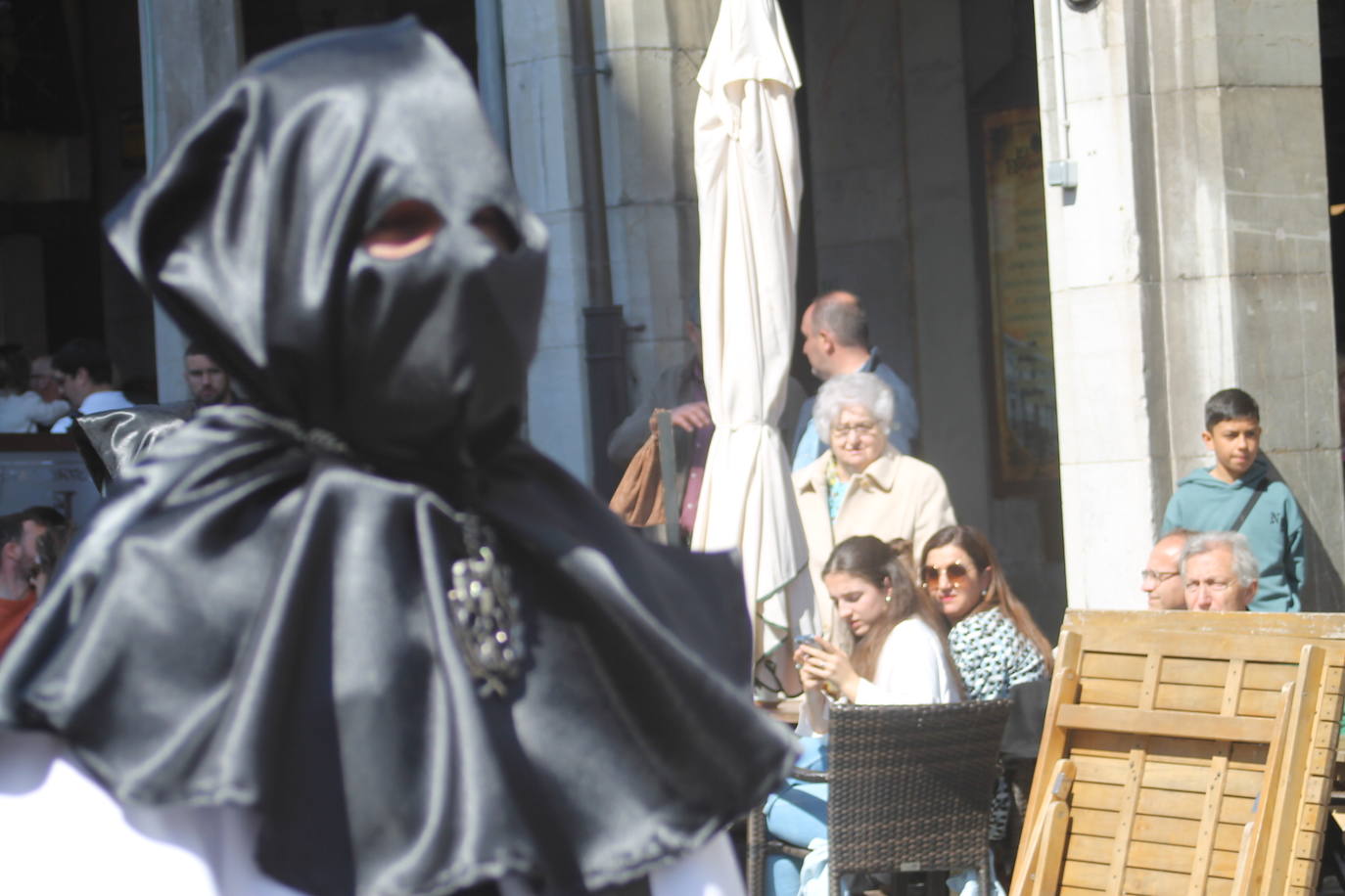 Emoción en Avilés con la Hermandad El Beso de Judas