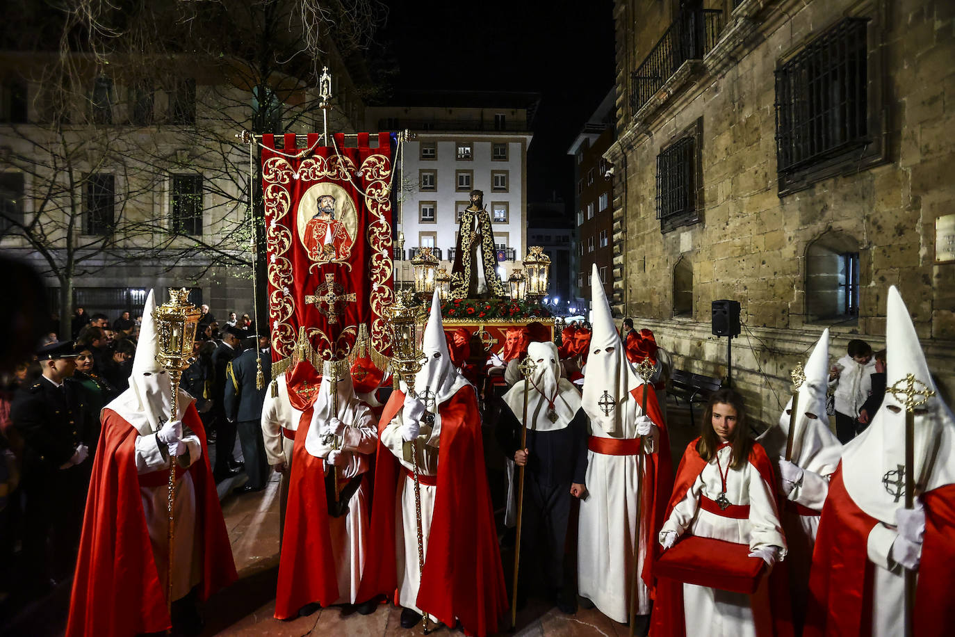 Una multitud en la procesión de la libertad