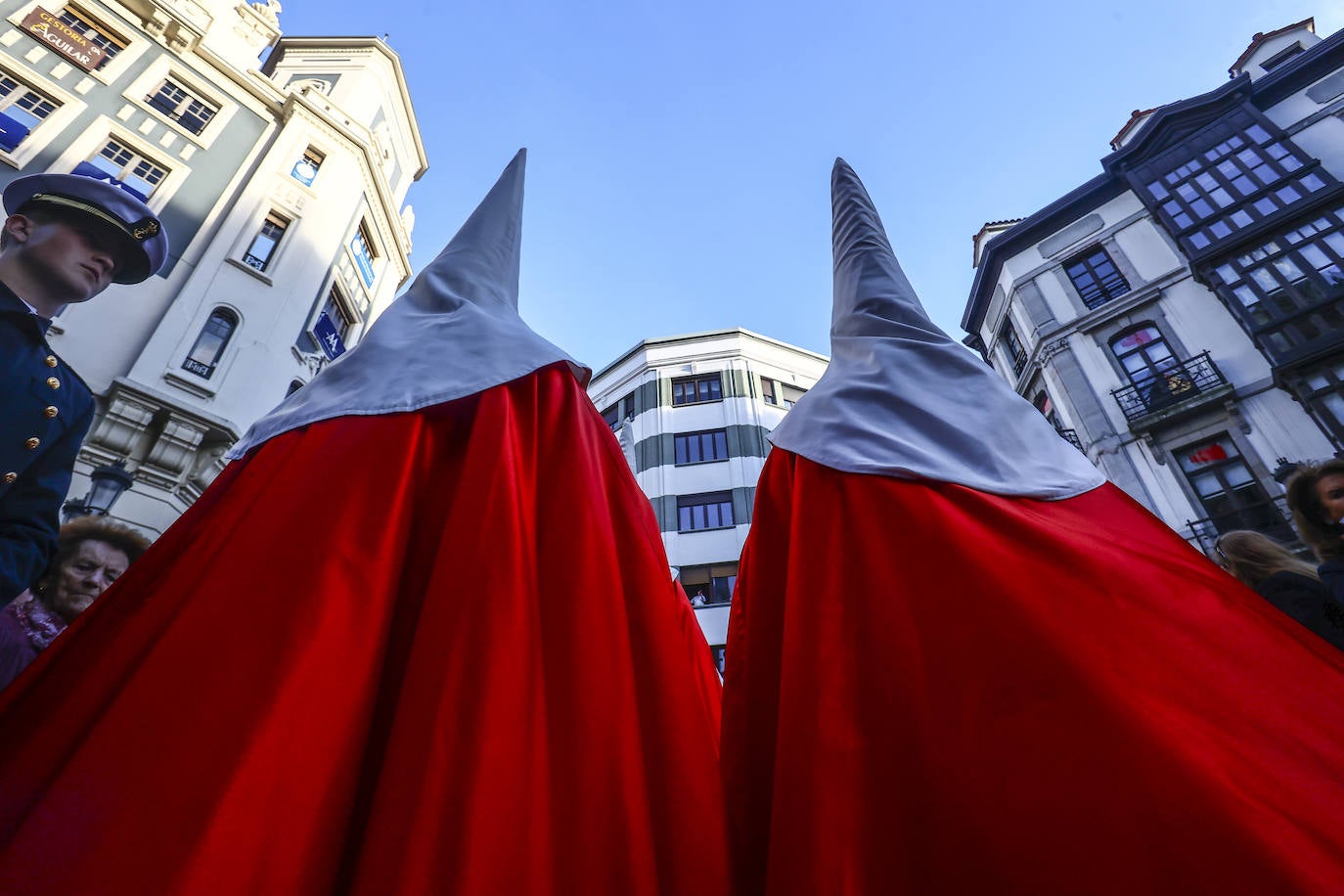 Una multitud en la procesión de la libertad