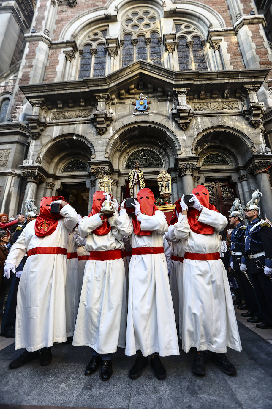 Una multitud en la procesión de la libertad