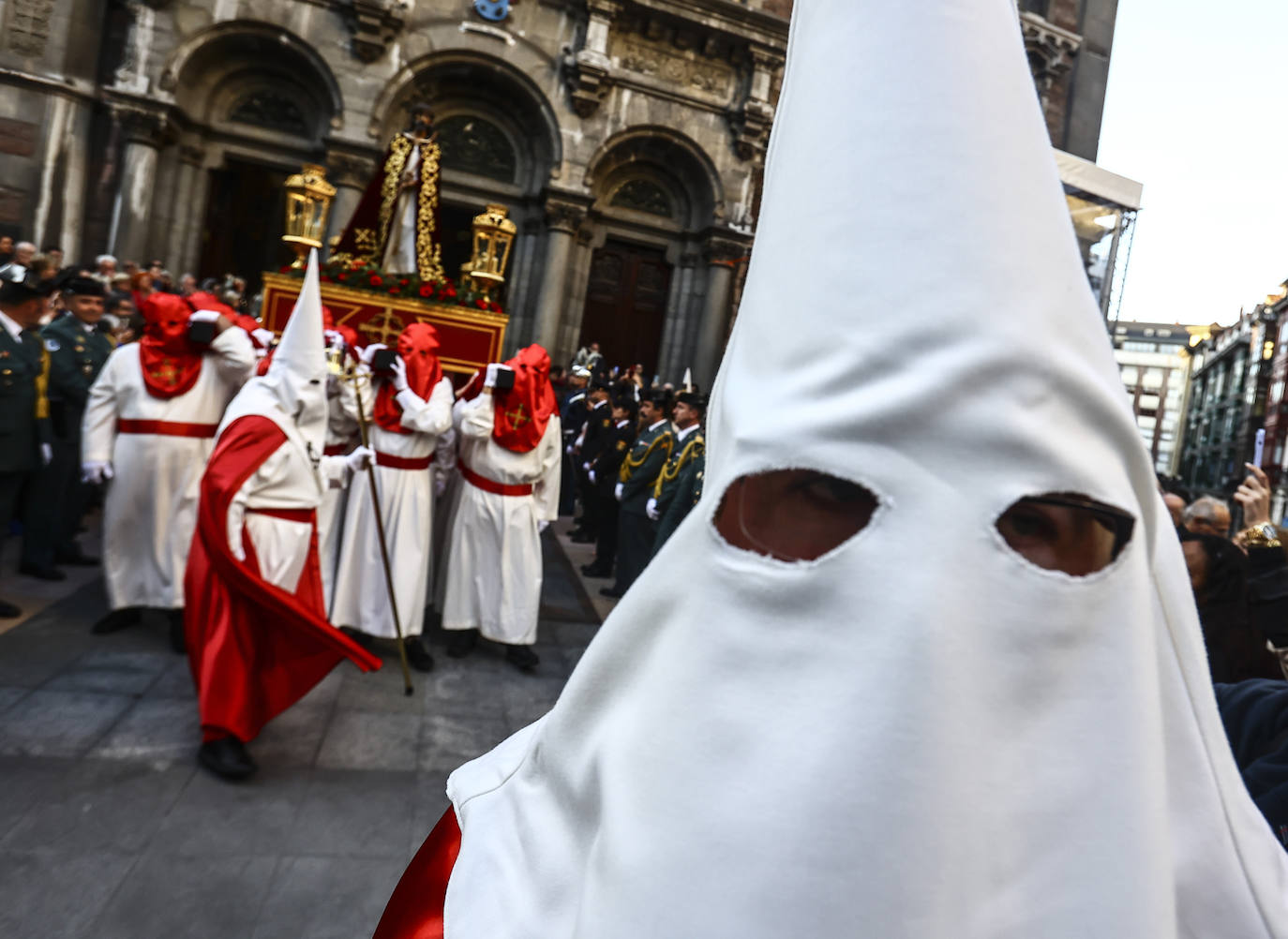Una multitud en la procesión de la libertad