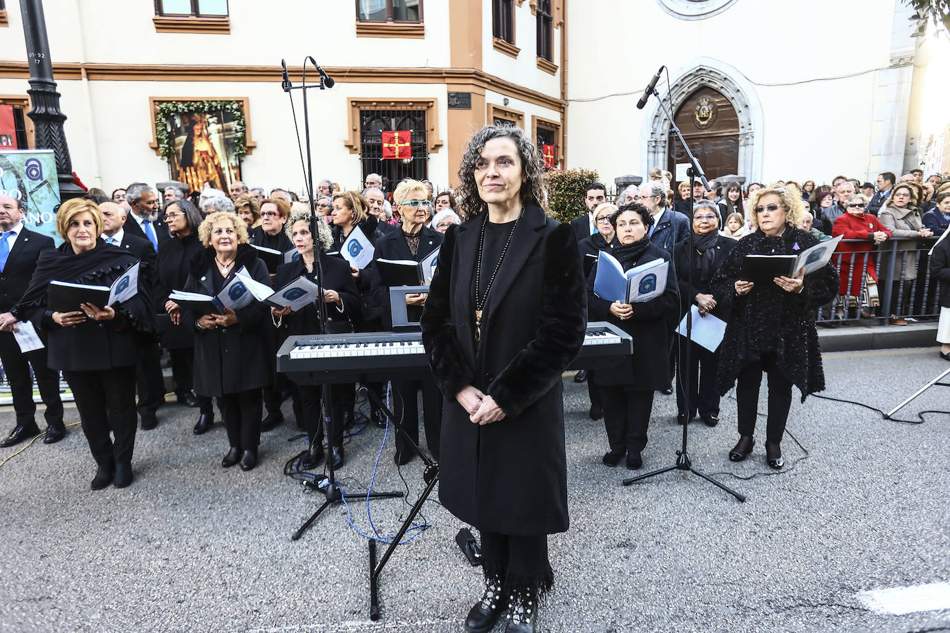 Una multitud en la procesión de la libertad