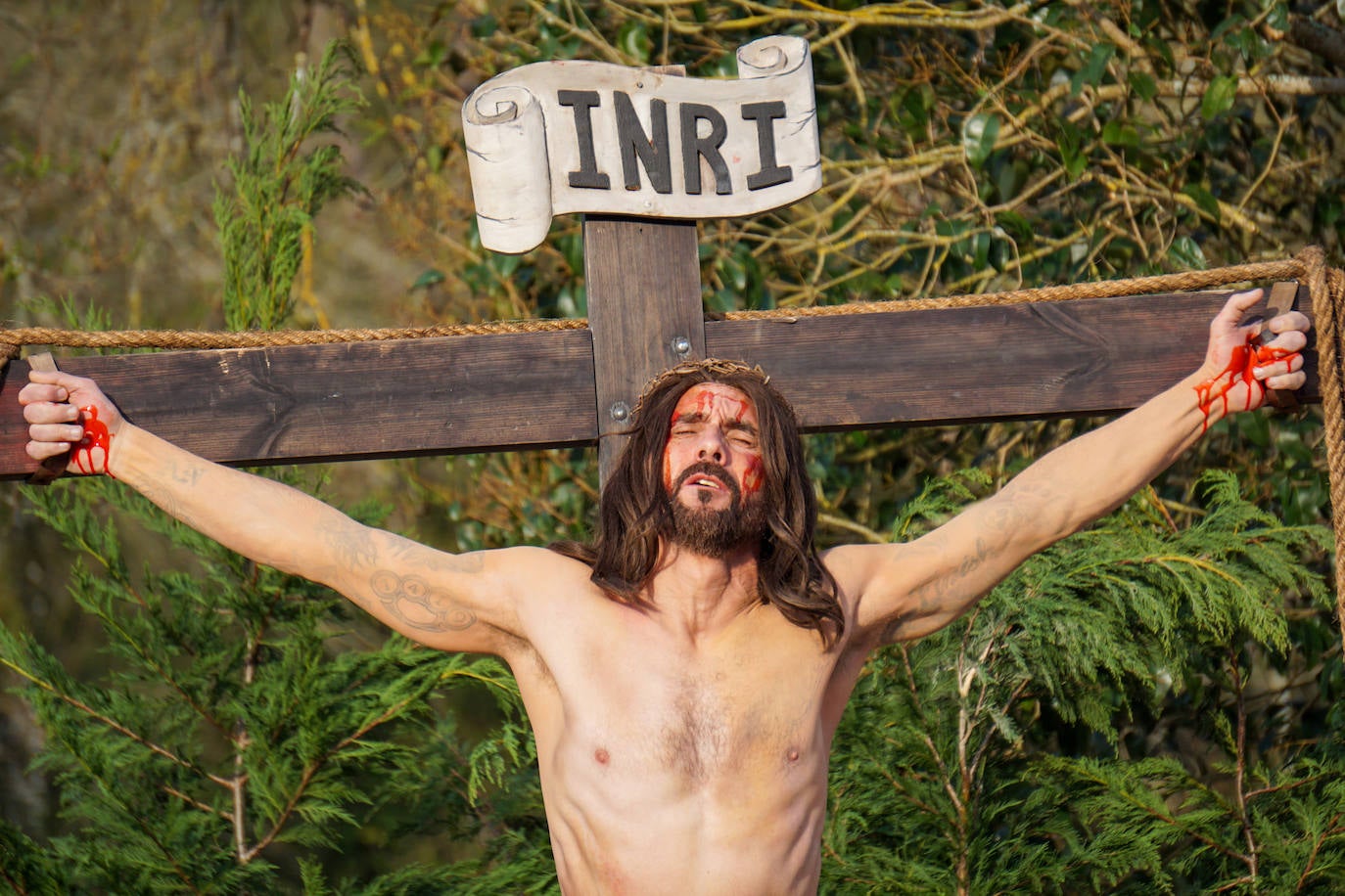 Infiesto revive el Vía Crucis