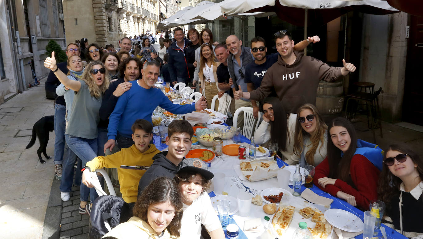 Avilés disfruta de la Comida en la Calle por todo lo alto