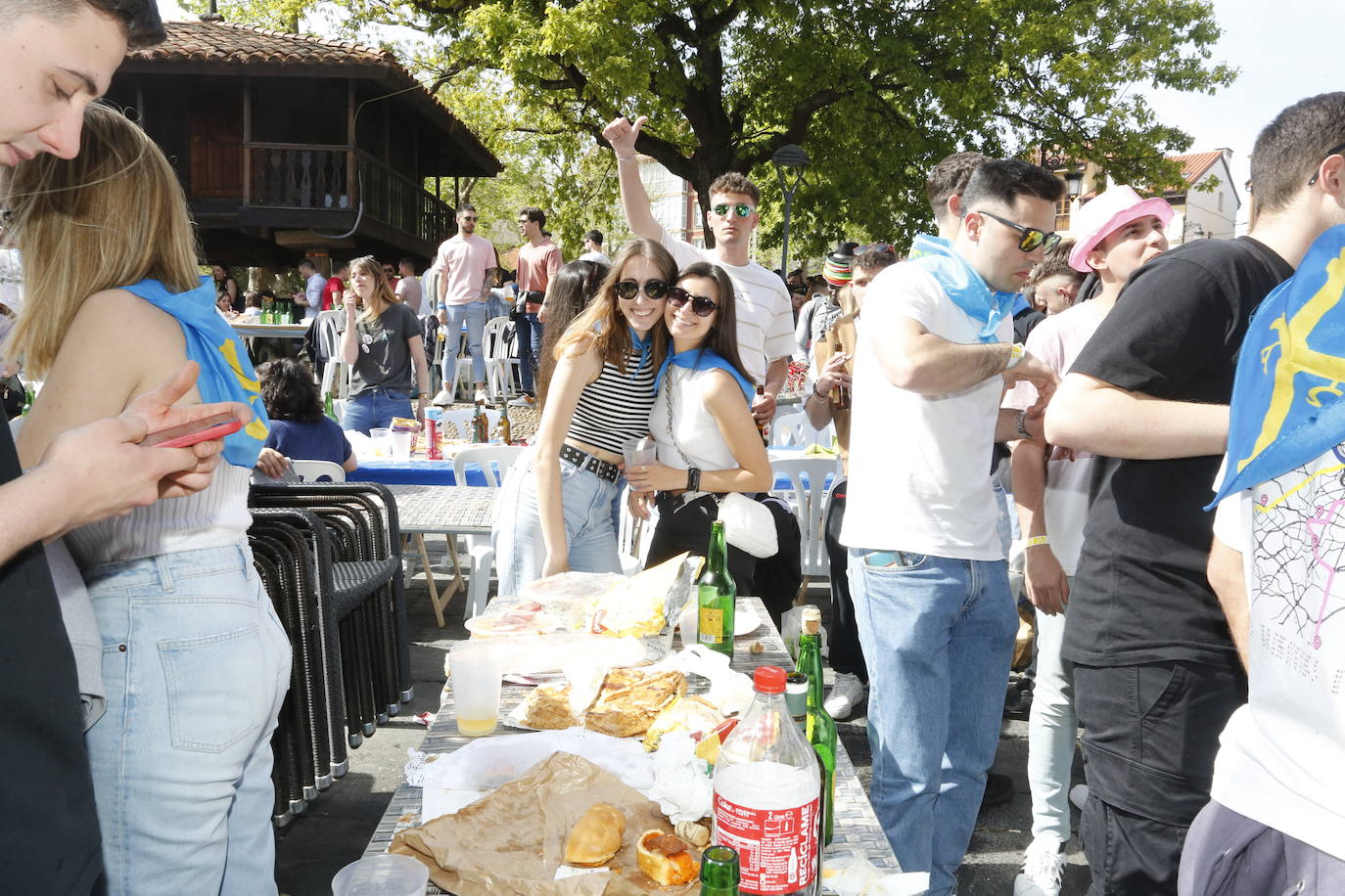 Avilés disfruta de la Comida en la Calle por todo lo alto