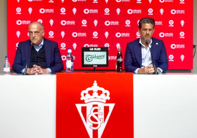 Javier Tebas y Alejandro Irarragorri, en rueda de prensa.