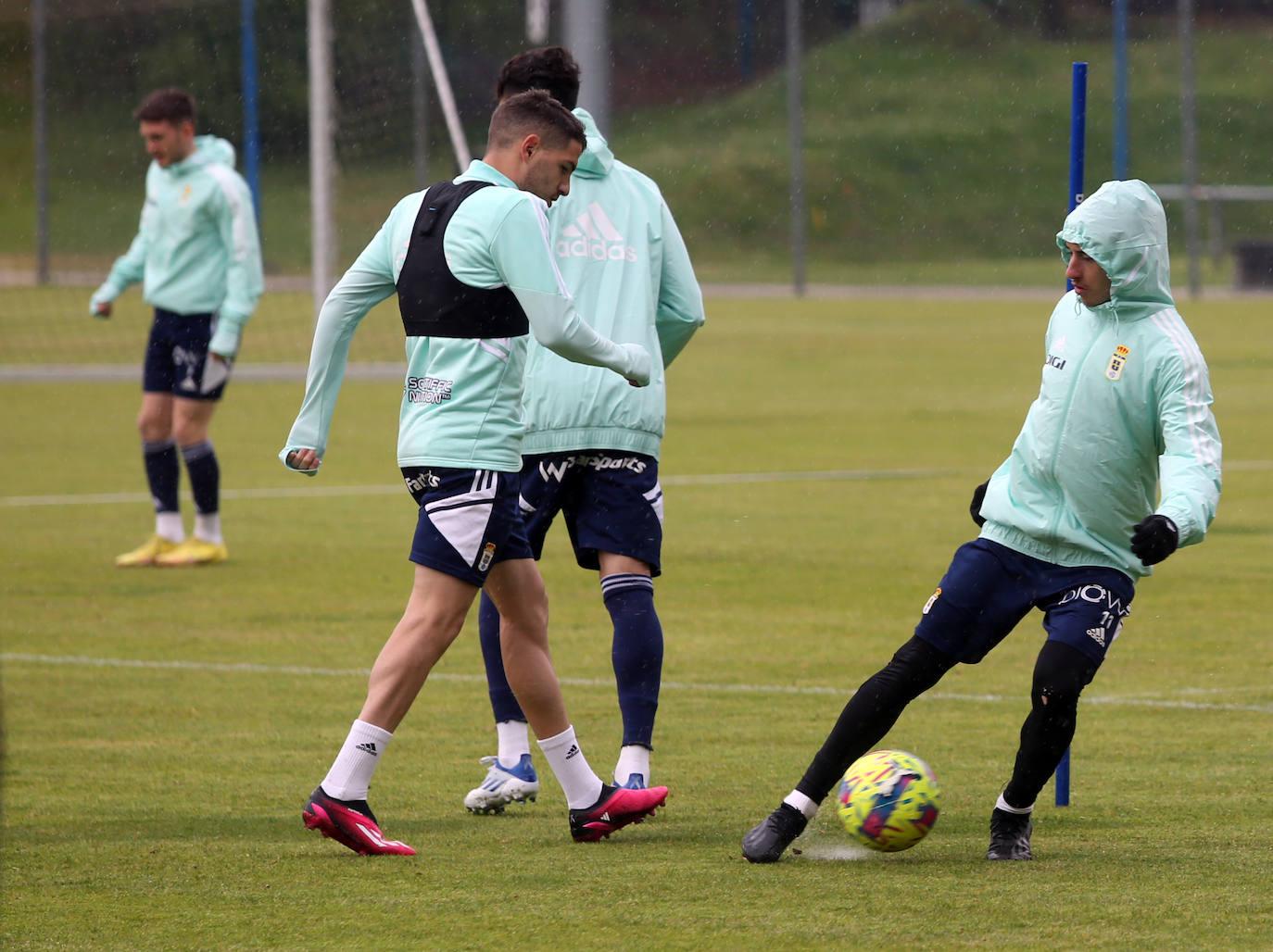 Entrenamiento del Real Oviedo (12/04/2023)