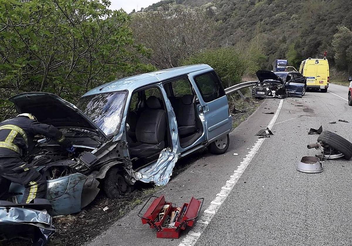 Accidente de tráfico en Salas.