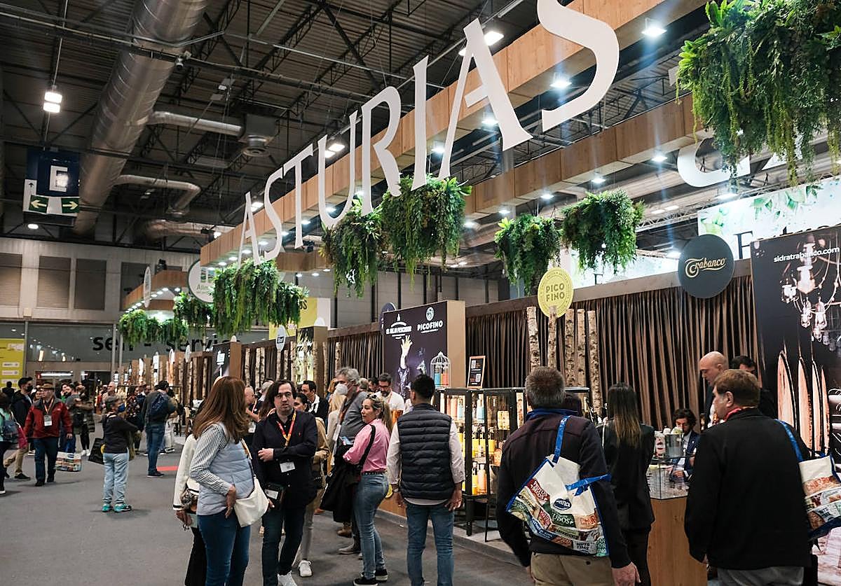 Vista del pabellón de Asturias en la 35 edición del Salón Gourmets en 2022.