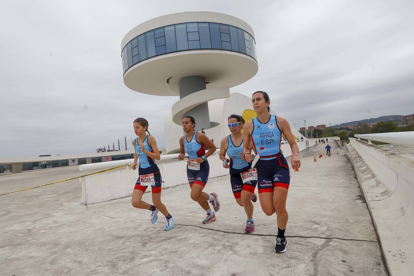 Avilés corona a sus primeros campeones de España en duatlón